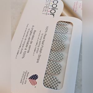 Mermaid You Look Color Street Nail Set